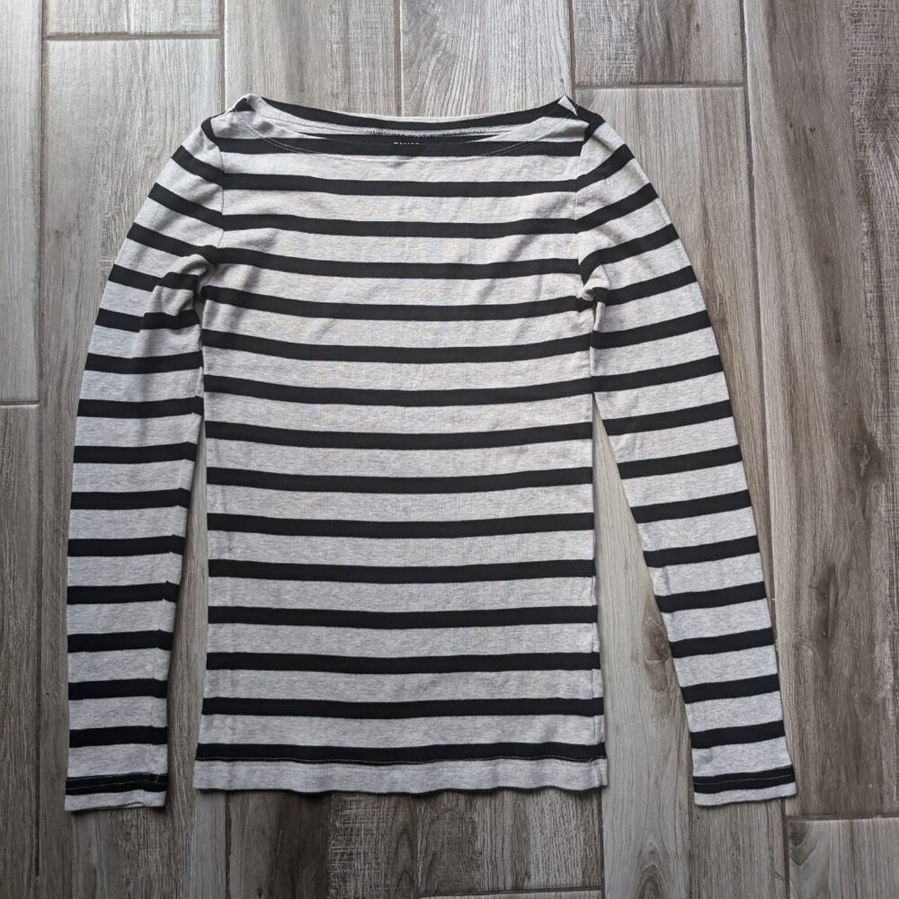 Gap Women’s Favorite Long Sleeve Shirt XS Black White Striped Crewneck Tee